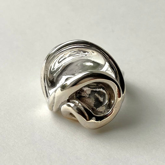 Twirl Ring